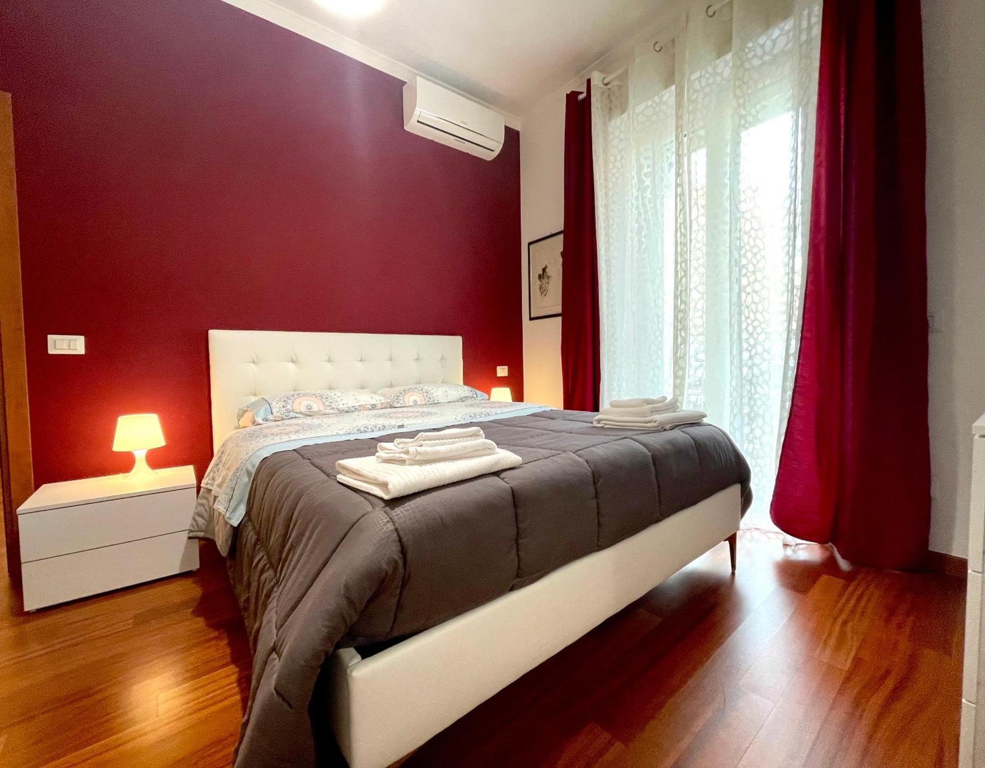 Lucens Domus Appartamento Roma Quartiere Trieste - Vicino Metro B1 - Εξωτερικό φωτογραφία