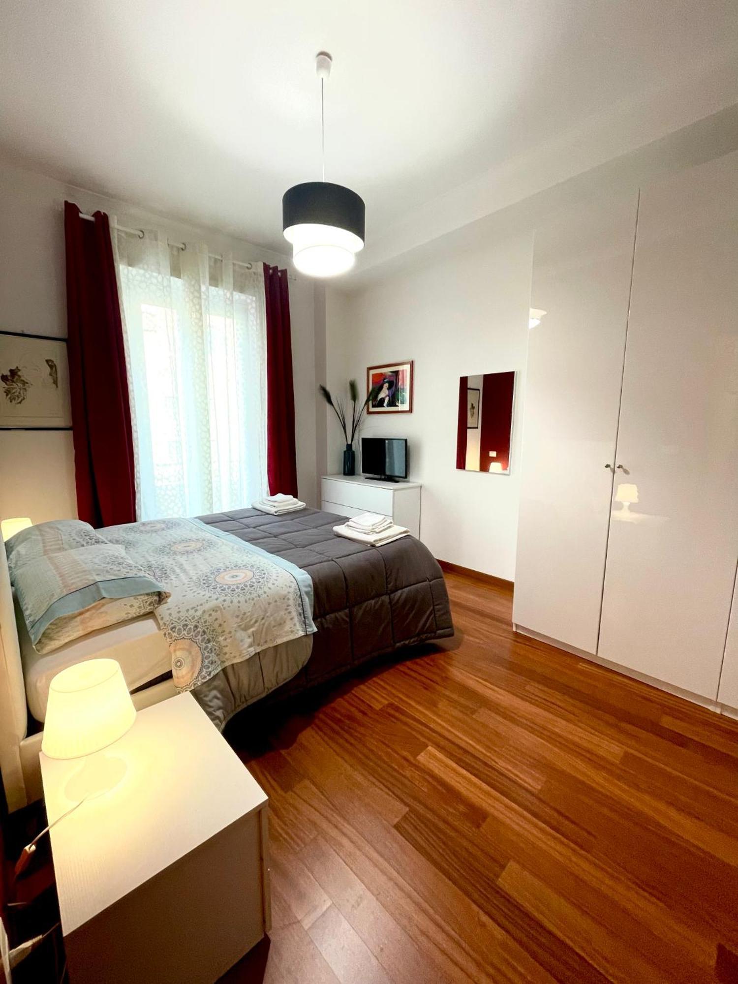 Lucens Domus Appartamento Roma Quartiere Trieste - Vicino Metro B1 - Εξωτερικό φωτογραφία