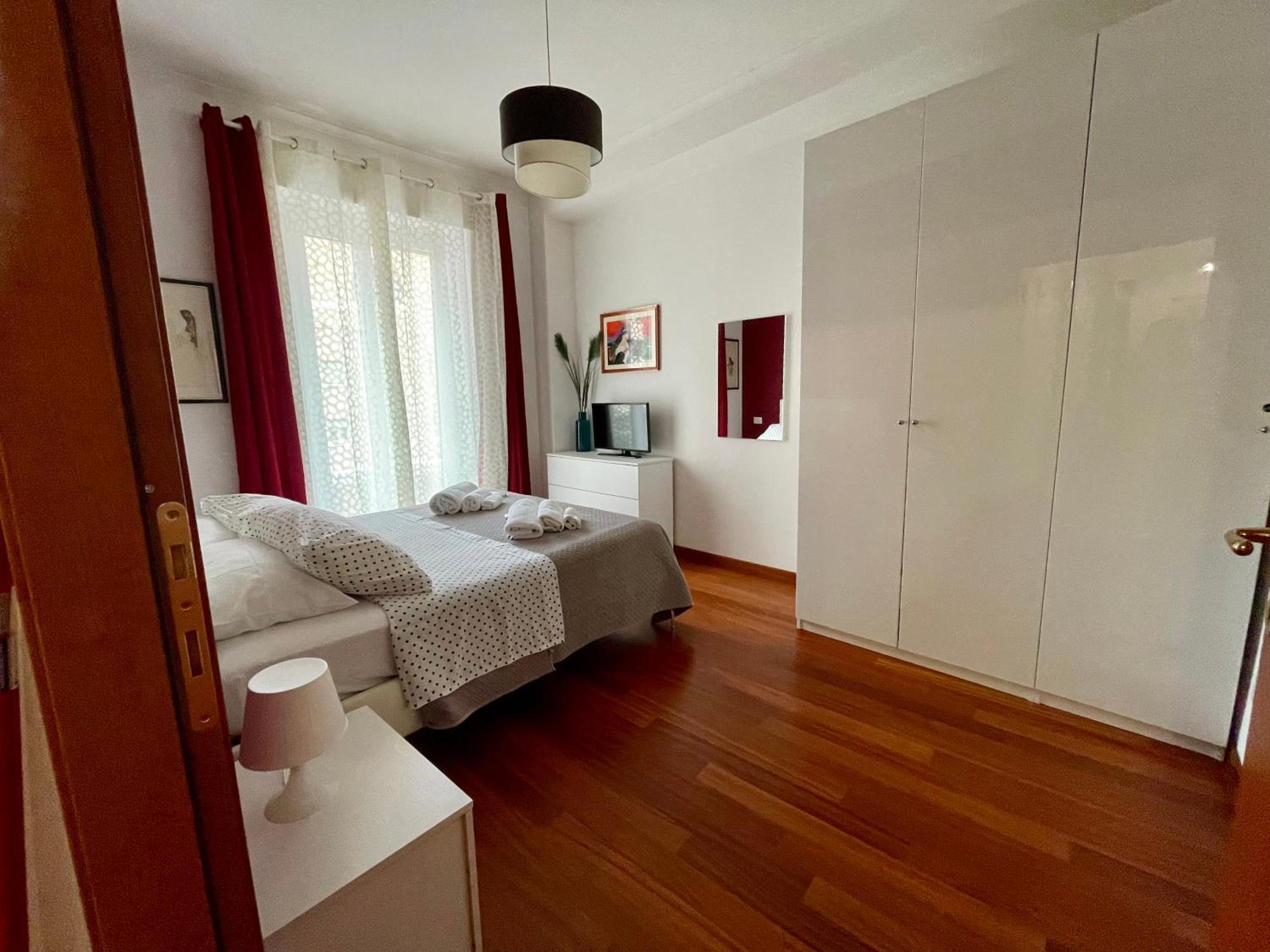 Lucens Domus Appartamento Roma Quartiere Trieste - Vicino Metro B1 - Εξωτερικό φωτογραφία